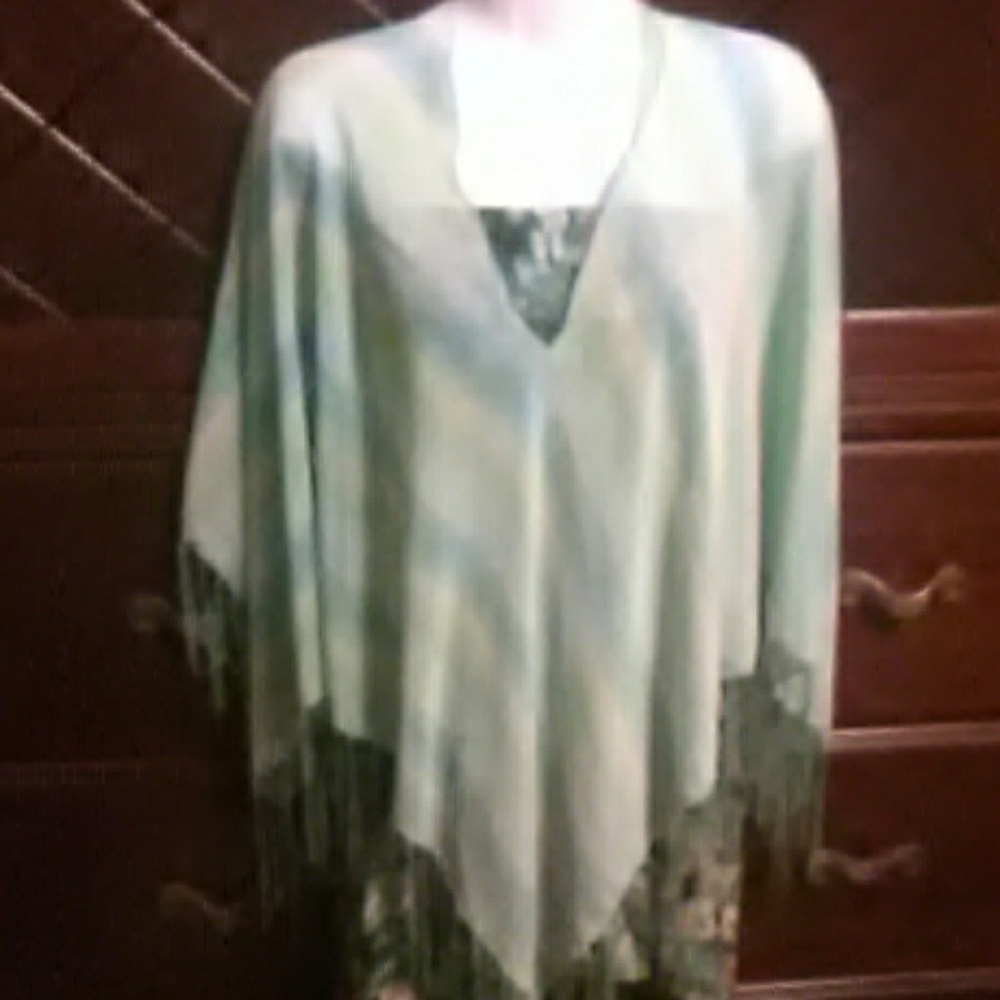 Chiffon shawl - Picture 3 of 3